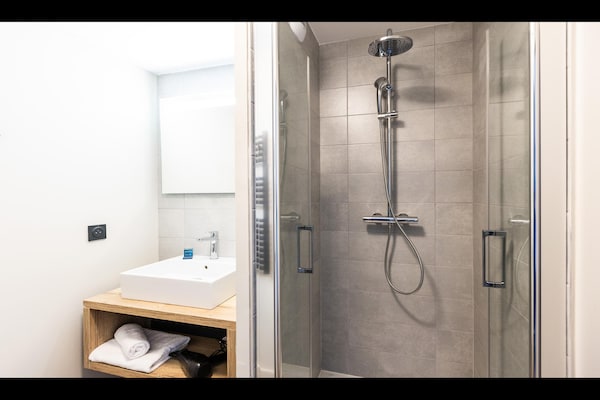 Foto van Appartement in Frankrijk met Ski-In/Ski-Out - Vakantiehuis in RISOUL - BathRoom