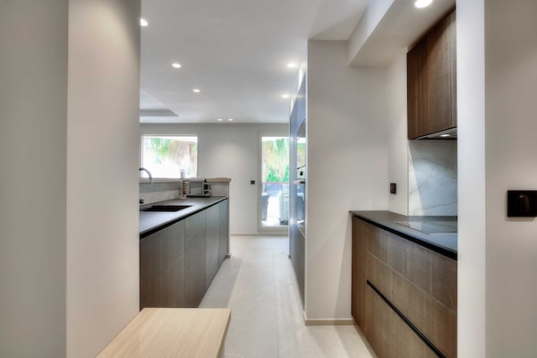 Foto van Luxe appartement met balkon - 2BR/6P - Cannes - Vakantiehuis in Cannes - 