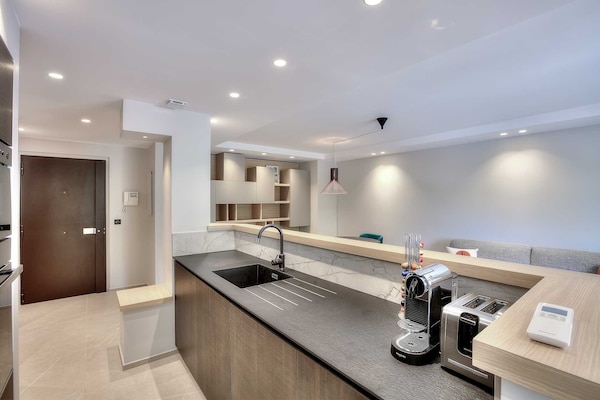 Foto van Luxe appartement met balkon - 2BR/6P - Cannes - Vakantiehuis in Cannes - 