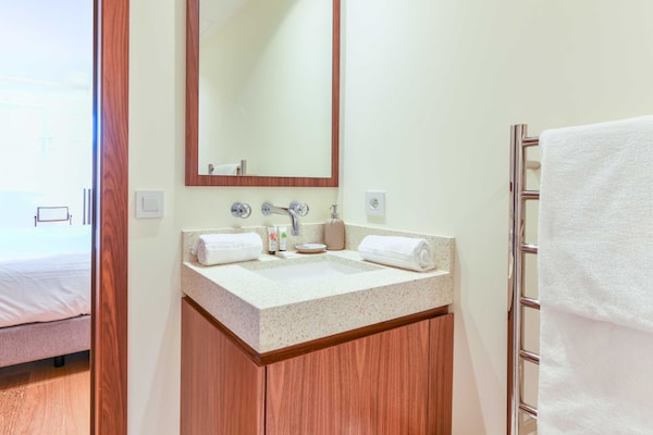 Foto van Luxe appartement met terras 6P / 3BR - Grand Hotel - Croisette Cannes - 