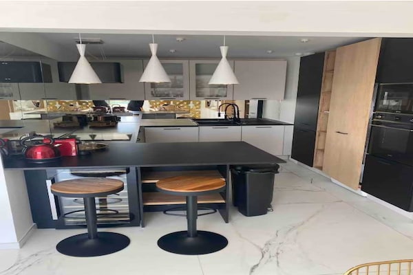 Foto van Modern appartement - 3BR- 6P - Palm Beach - Vakantiehuis in Cannes - Untagged