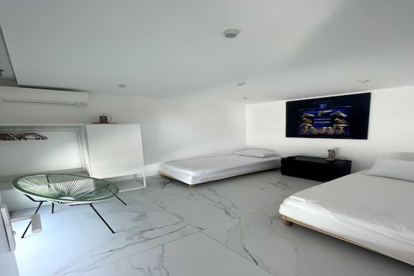 Foto van Modern appartement - 3BR- 6P - Palm Beach - Vakantiehuis in Cannes - Untagged