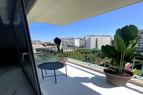 Foto van Modern appartement - 3BR- 6P - Palm Beach - Vakantiehuis in Cannes - Untagged