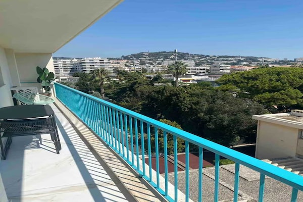 Foto van Modern appartement - 3BR- 6P - Palm Beach - Vakantiehuis in Cannes - Untagged