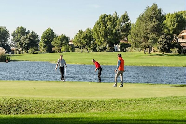 Foto van Appartement in Provence met golfslagbad - Vakantiehuis in MALLEMORT - 