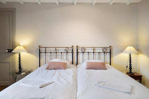 Foto van Elegante retraite in Normandië - Vakantiehuis in Lantheuil - BedRoom