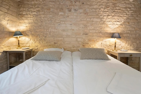 Foto van Elegante retraite in Normandië - Vakantiehuis in Lantheuil - BedRoom
