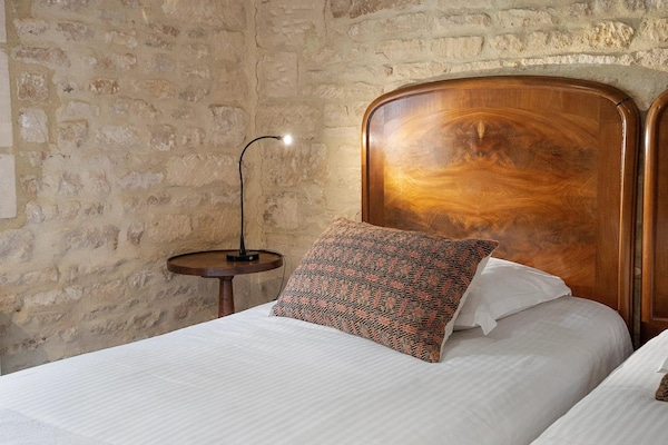 Foto van Elegante retraite in Normandië - Vakantiehuis in Lantheuil - BedRoom