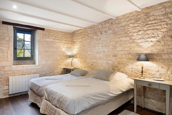 Foto van Elegante retraite in Normandië - Vakantiehuis in Lantheuil - BedRoom