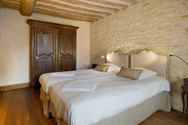 Foto van Elegante retraite in Normandië - Vakantiehuis in Lantheuil - BedRoom