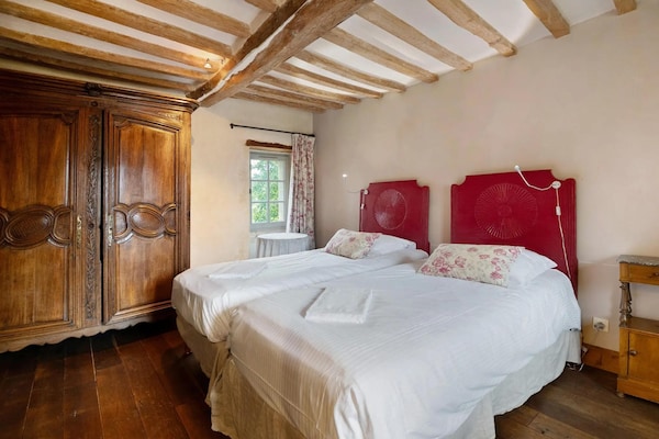 Foto van Elegante retraite in Normandië - Vakantiehuis in Lantheuil - BedRoom