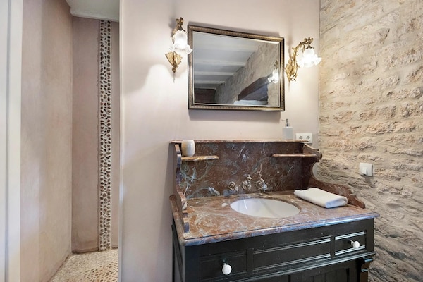 Foto van Elegante retraite in Normandië - Vakantiehuis in Lantheuil - BathRoom