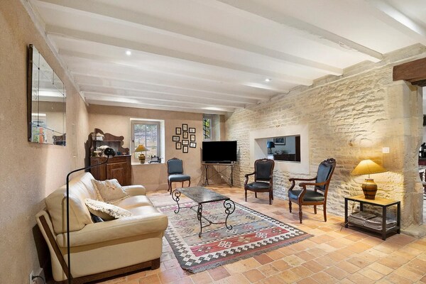 Foto van Elegante retraite in Normandië - Vakantiehuis in Lantheuil - LivingRoom