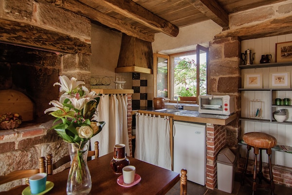 Foto van Modern vakantiehuis met zwembad - Vakantiehuis in Saint Bonnet la Riviére - Kitchen