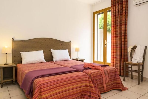 Foto van 3 Kamer Appartement 6/7 Personen - Vakantiehuis in Belgodère - 