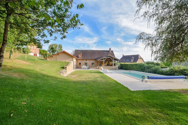 Foto van Wijngaarden en valleien: een Frans toevluchtsoord - Vakantiehuis in St. Medard D'excideuil - GardenSummer