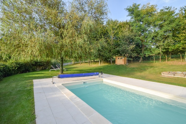 Foto van Wijngaarden en valleien: een Frans toevluchtsoord - Vakantiehuis in St. Medard D'excideuil - PoolOfHouse