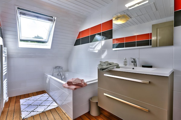 Foto van Stenen huis in Huelgoat, Bretagne - Vakantiehuis in Huelgoat - BathRoom