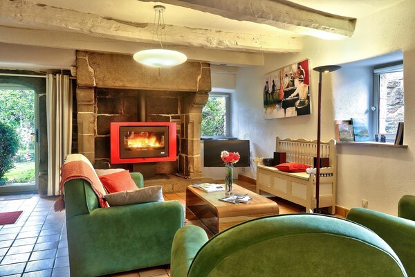 Foto van Stenen huis in Huelgoat, Bretagne - Vakantiehuis in Huelgoat - LivingRoom