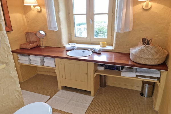 Foto van 544 - Villa Kernod. Met uitzicht op zee. - Vakantiehuis in Esquibien - Untagged