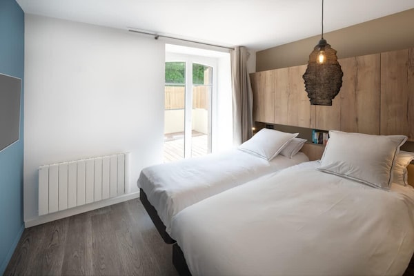 Foto van Appartement in Landéda met uitzicht op het strand - BedRoom