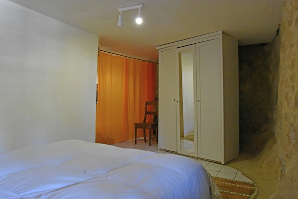 Foto van Charmante villa met privé zwembad - Vakantiehuis in Saint-Etienne-D'albagnan - BedRoom