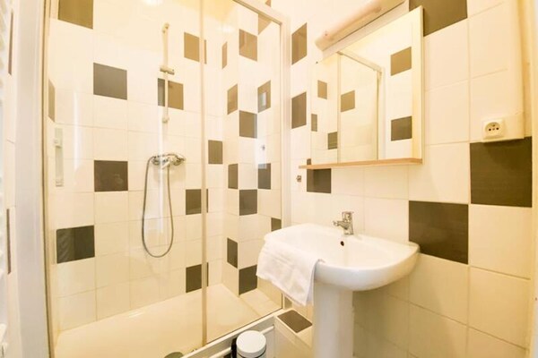 Foto van Appartementen voor 6 personen - Vakantiehuis in Grenoble - BathRoom