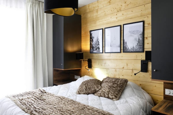 Foto van 4/5 stuks 10 personen - Vakantiehuis in HUEZ - ExteriorSummer