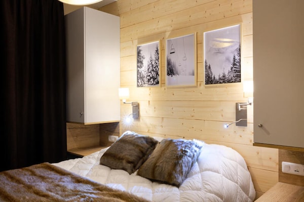 Foto van 4/5 stuks 10 personen - Vakantiehuis in HUEZ - ExteriorSummer