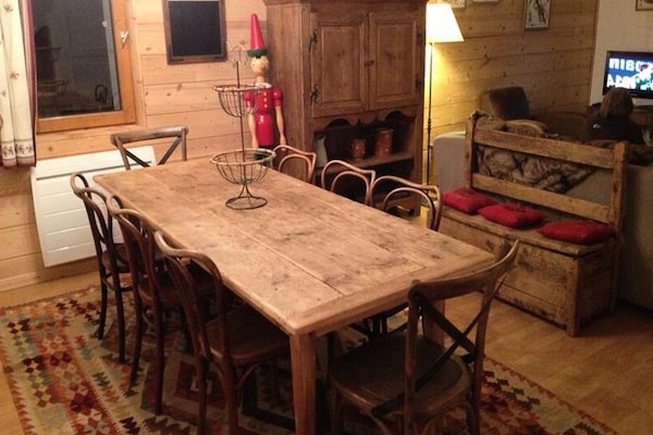 Foto van Appartement in Alpe d'Huez bij Skipistes - Vakantiehuis in HUEZ - DiningRoom