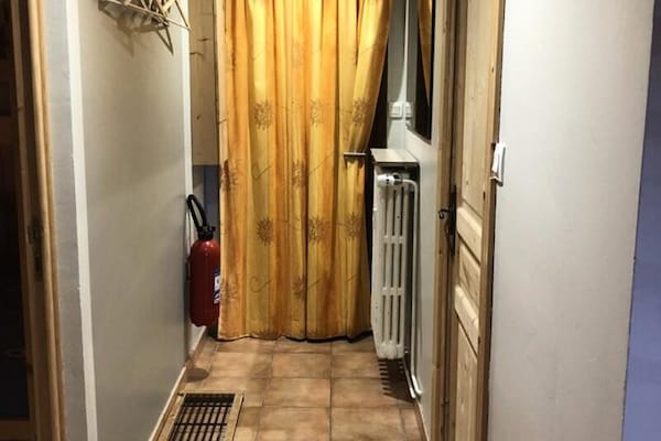 Foto van 5 stukken voor 8 personen - Vakantiehuis in HUEZ - 