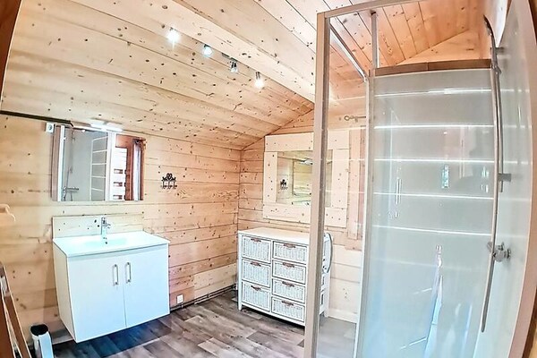 Foto van Chalet in Petit Plan vlakbij skipistes - Vakantiehuis in VENOSC - Untagged