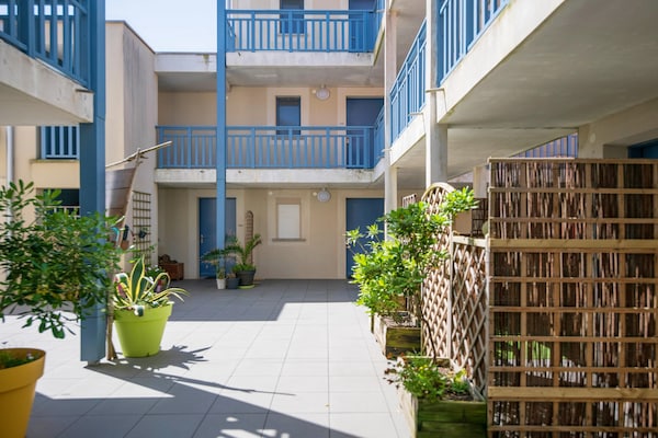 Foto van Familieappartement aan de Atlantische kust - Vakantiehuis in Biscarrosse - ExteriorSummer