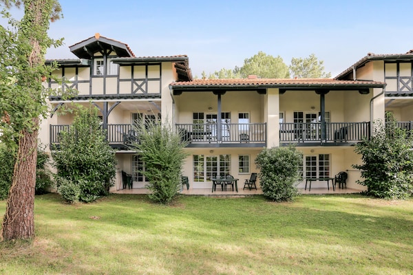 Foto van Luxe appartement voor 6 nabij het meer - Vakantiehuis in Biscarosse - ExteriorSummer