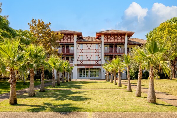 Foto van Luxe appartement voor 6 nabij het meer - Vakantiehuis in Biscarosse - ExteriorSummer