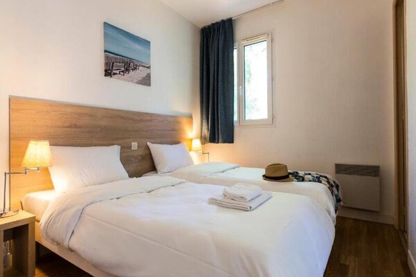 Foto van Cabine met 3 kamers en terras voor 6 personen - Vakantiehuis in MOLIETS ET MÂA - 