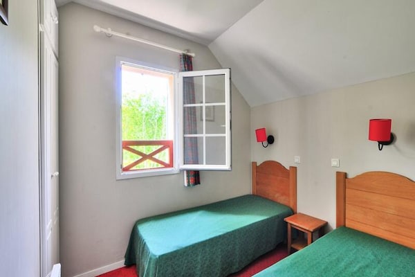 Foto van Vakantiehuis in Frankrijk bij meer - Vakantiehuis in Monflanquin - 