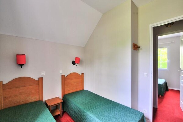 Foto van Vakantiehuis in Frankrijk bij meer - Vakantiehuis in Monflanquin - 