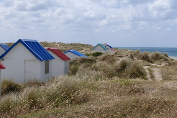 Foto van 2 huizen voor een groot gezin of groep. - Vakantiehuis in Gouville sur mer - AreaSummer5KM