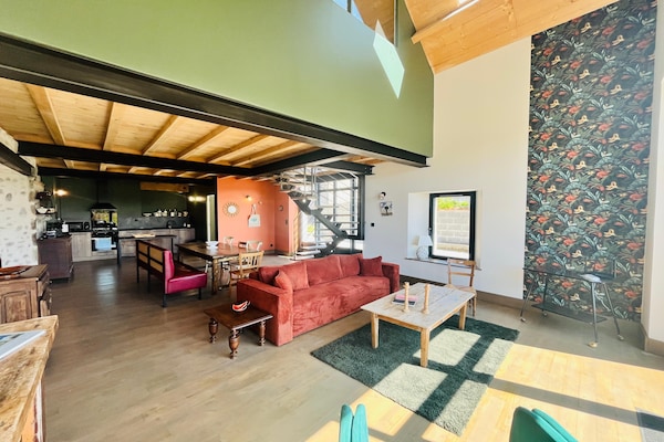 Foto van 2 huizen voor een groot gezin of groep. - Vakantiehuis in Gouville sur mer - LivingRoom