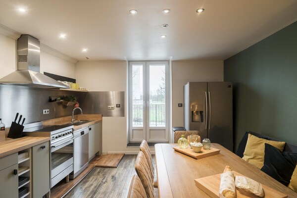 Foto van Jane Austen Lake Retreat - Vakantiehuis in Dun-sur-Meuse - Kitchen