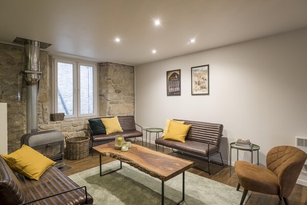 Foto van Jane Austen Lake Retreat - Vakantiehuis in Dun-sur-Meuse - LivingRoom