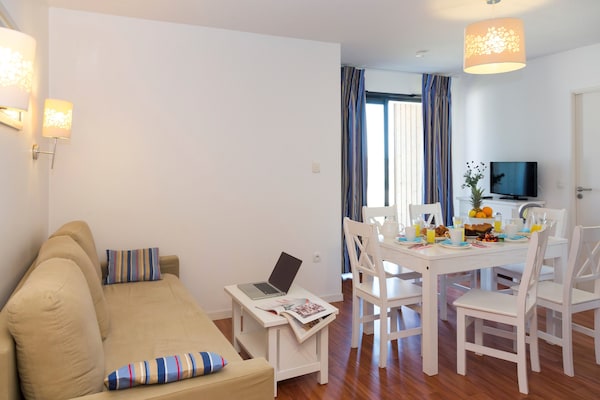 Foto van Modern appartement aan zee - Vakantiehuis in Guidel - LivingRoom