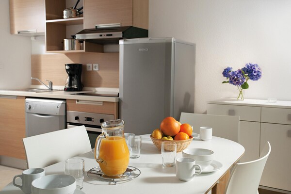 Foto van Familievakantiehuisje voor 8 personen, Morbihan - Vakantiehuis in Quéven - Kitchen