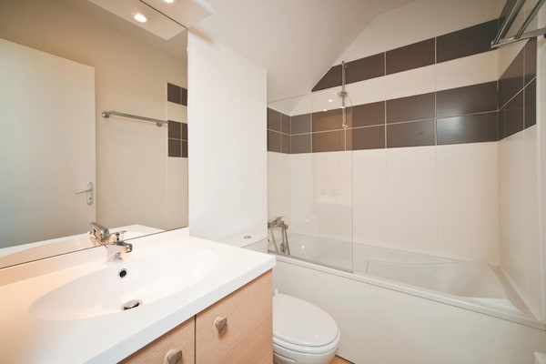 Foto van Familievakantiehuisje voor 8 personen, Morbihan - Vakantiehuis in Quéven - BathRoom