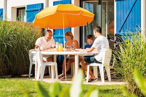 Foto van Familievakantiehuisje voor 8 personen, Morbihan - Vakantiehuis in Quéven - TerraceBalcony