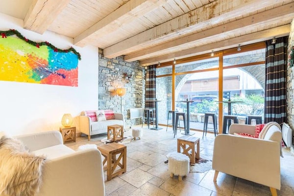Foto van Appartement in Saint Lary bij Thermale Baden - Vakantiehuis in ST LARY SOULAN - LivingRoom