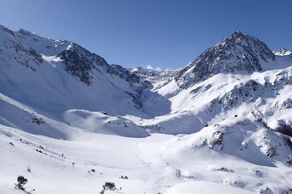 Foto van 2 stuks 6 Personnes Confort - Vakantiehuis in LA MONGIE - AreaWinter1KM