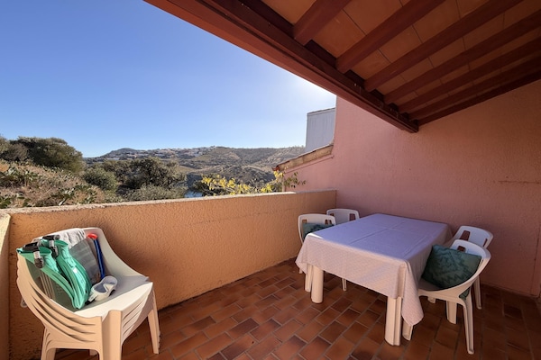 Foto van Duplexappartement met zeezicht voor 8 - Vakantiehuis in Cerbère - TerraceBalcony
