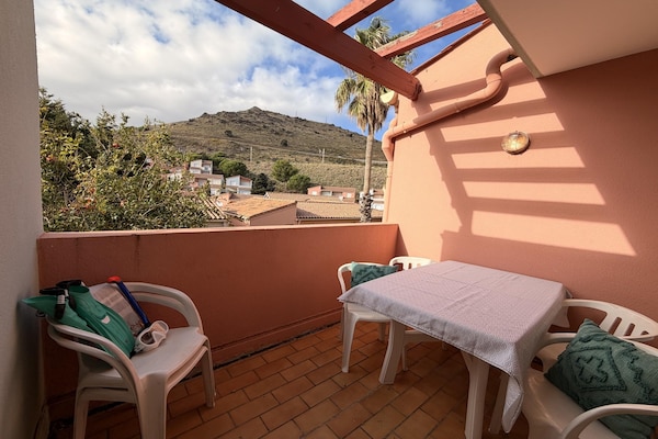 Foto van Duplexappartement met zeezicht voor 8 - Vakantiehuis in Cerbère - TerraceBalcony